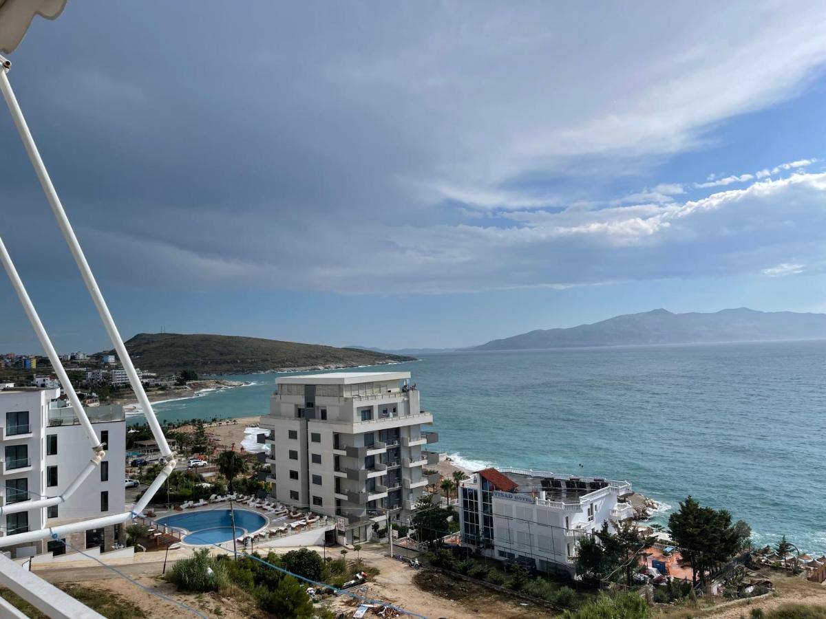 Sina Apartments Sarande Bagian luar foto