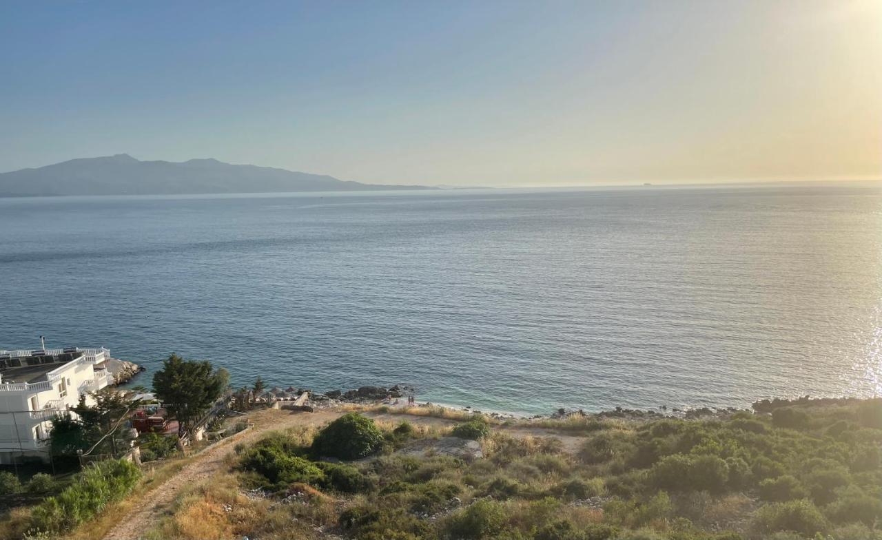 Sina Apartments Sarande Bagian luar foto