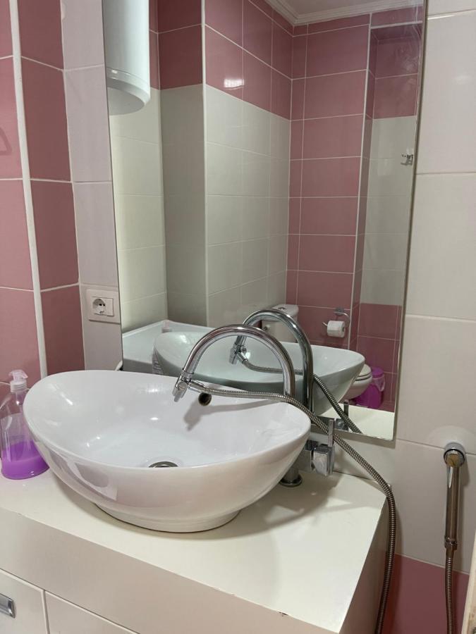 Sina Apartments Sarande Bagian luar foto