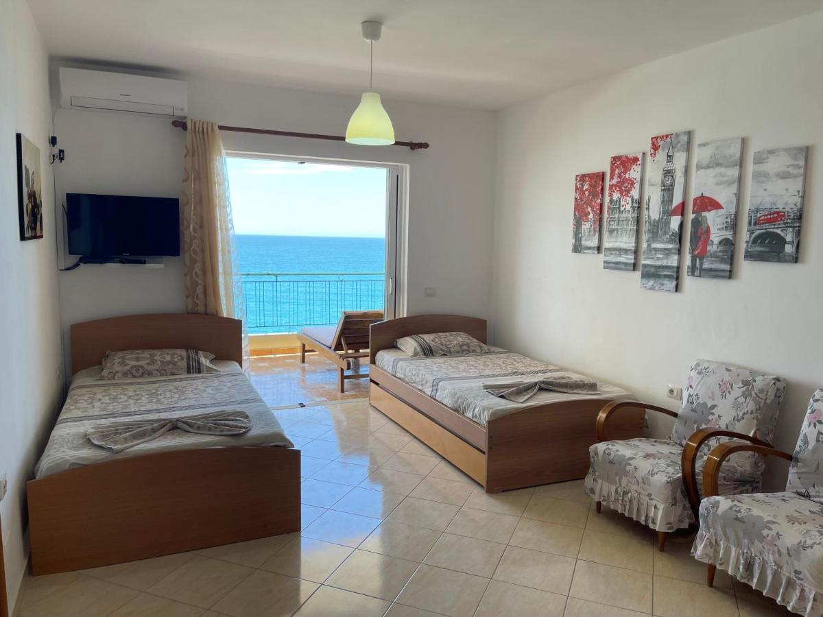 Sina Apartments Sarande Bagian luar foto