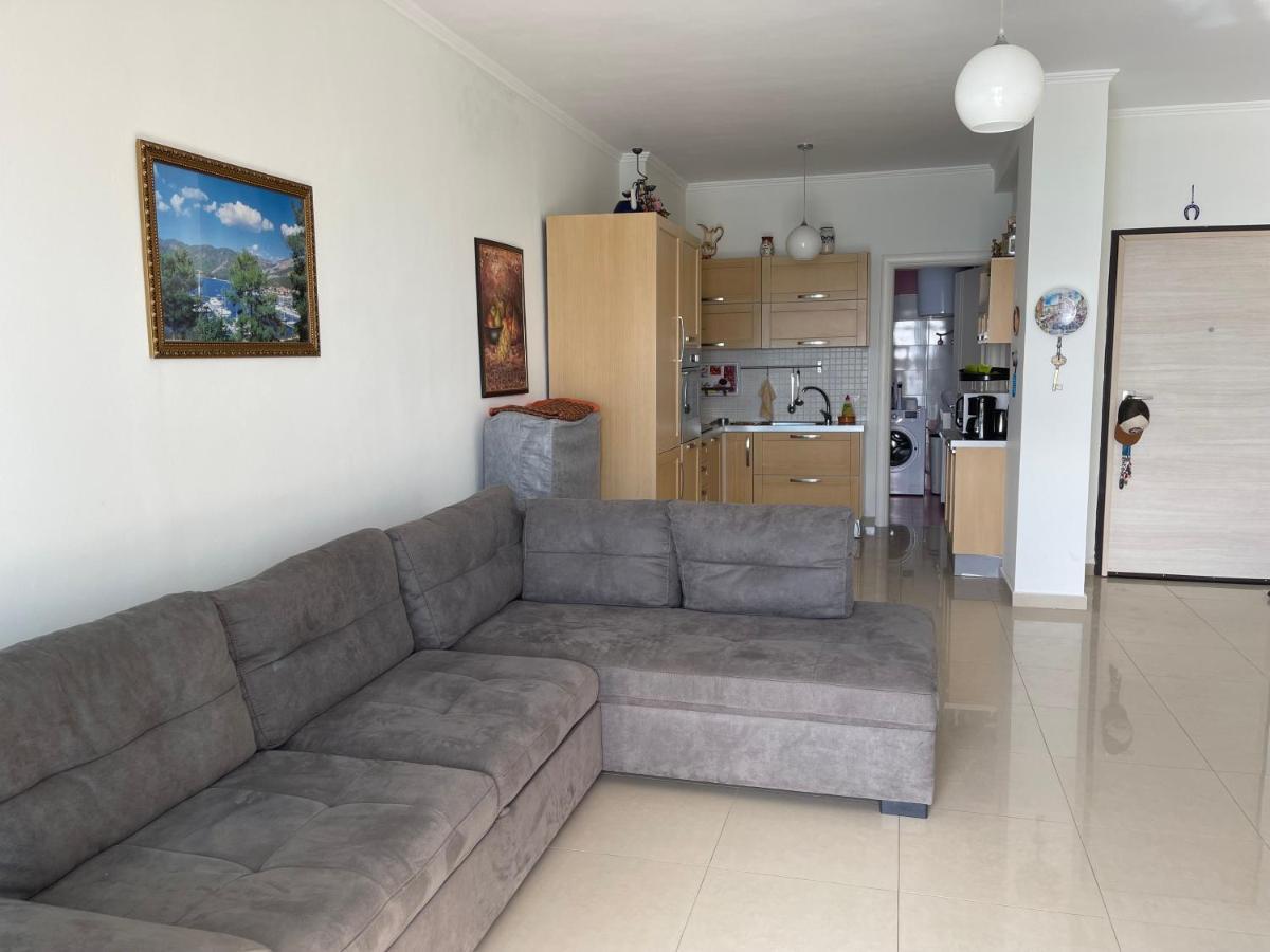 Sina Apartments Sarande Bagian luar foto