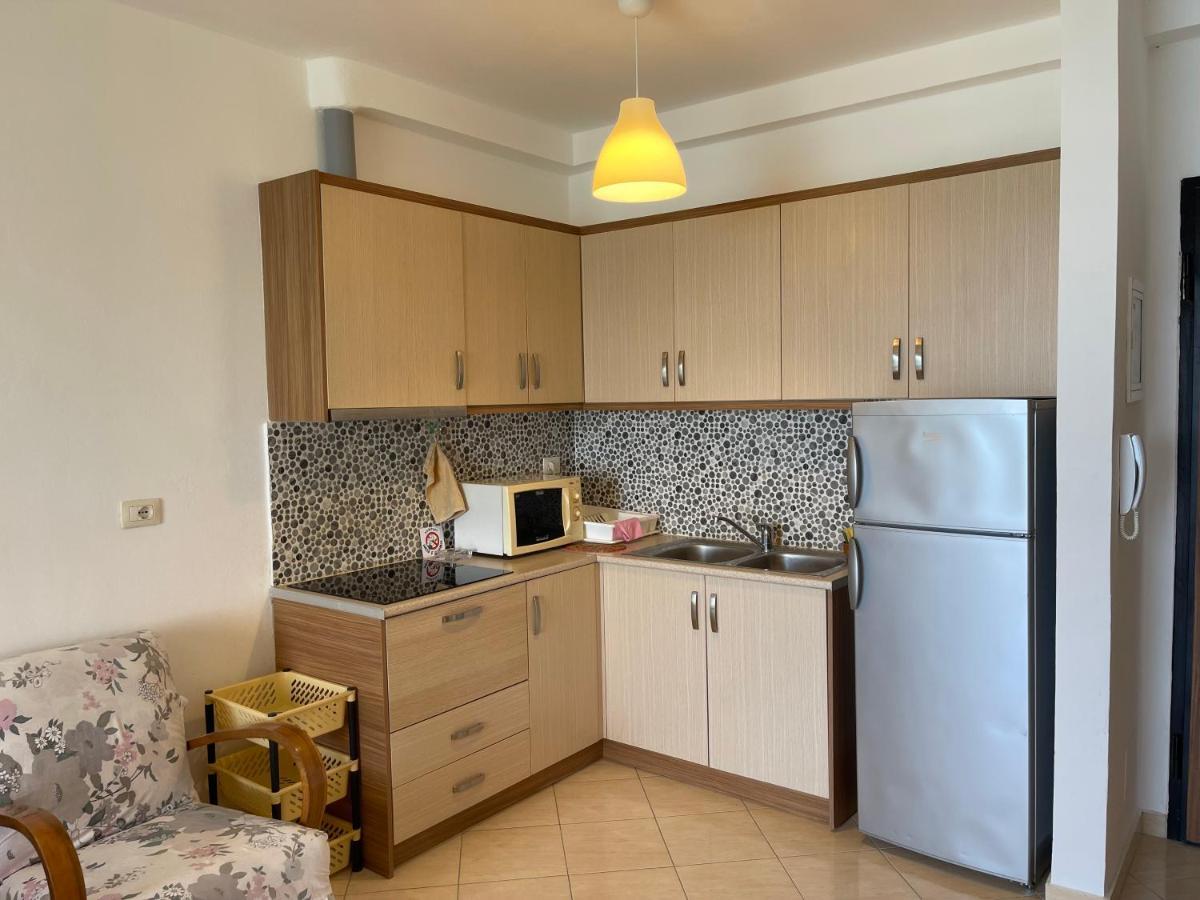 Sina Apartments Sarande Bagian luar foto