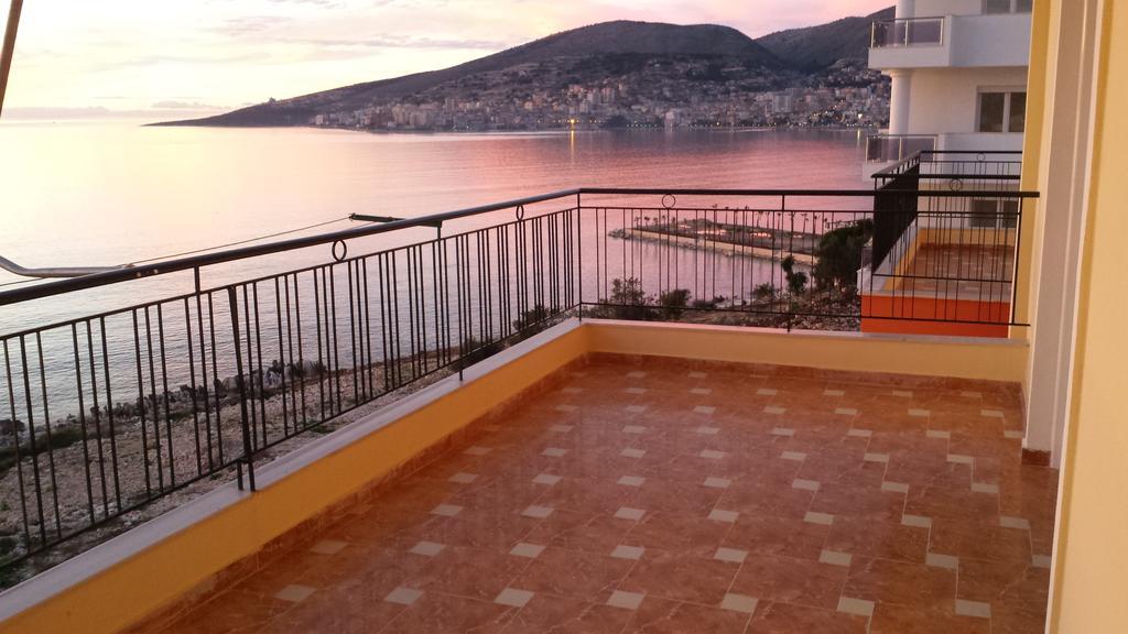 Sina Apartments Sarande Bagian luar foto