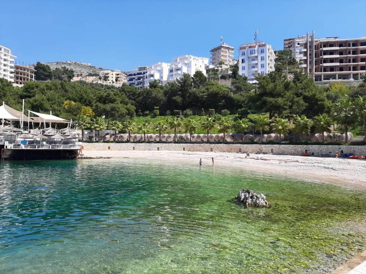 Sina Apartments Sarande Bagian luar foto